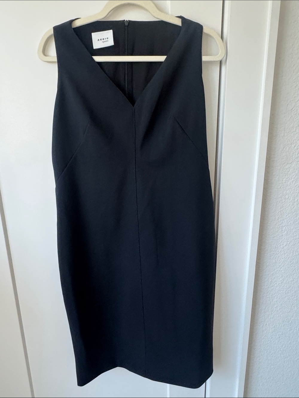 Akris Punto Black V-Neck Midi Sheath Dress with Tailored Seams